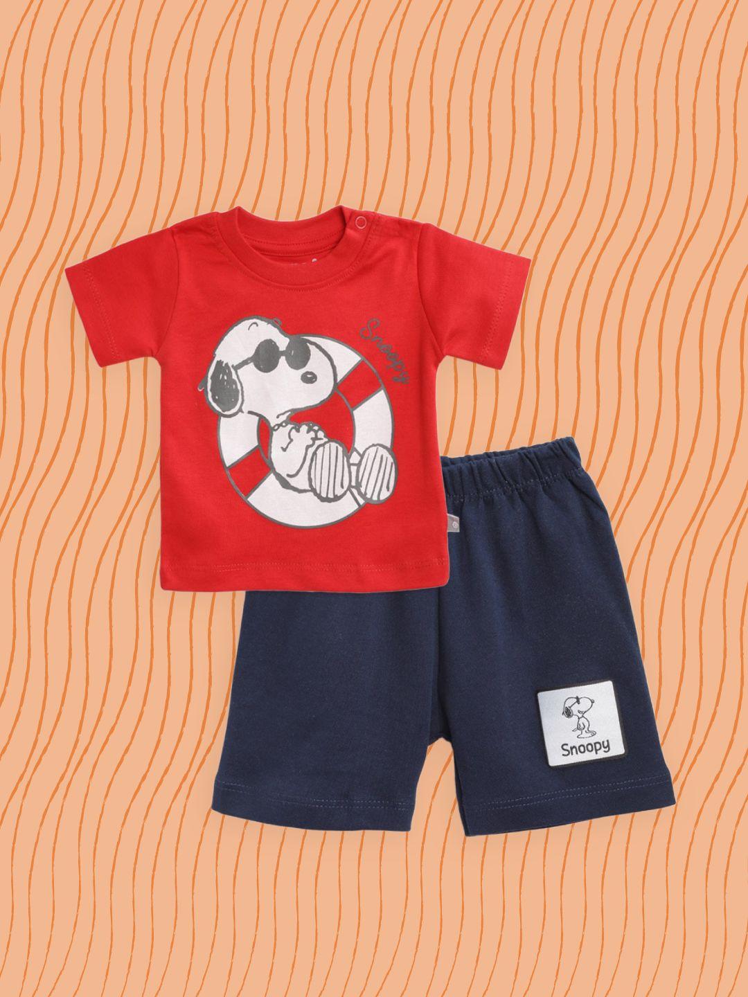 tinyo-infant-boys-red-&-navy-blue-pure-cotton-snoopy-print-t-shirt-with-shorts