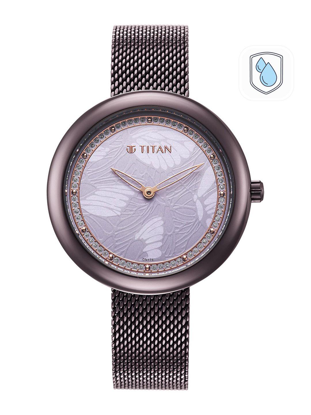 titan women lavender brass dial & bracelet style straps analogue watch 95210qm01