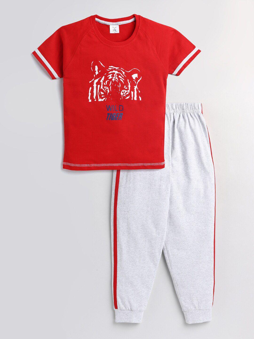 todd n teen boys red printed t-shirt with capris
