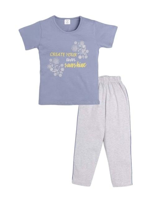 todd n teen kids grey cotton printed t-shirt & pyjamas