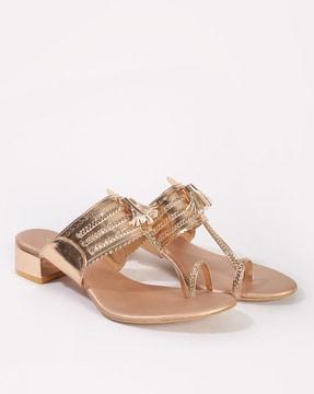 toe-ring chunky heeled sandals with tassel accent