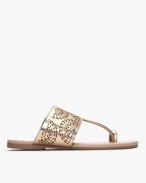 toe-ring flat sandals with cutouts