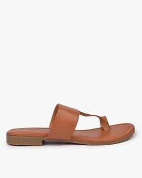 toe-ring flat sandals