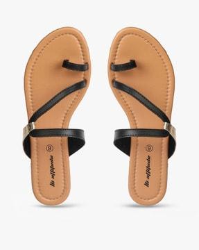 toe-ring flat sandals