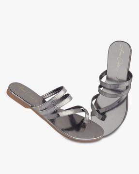 toe-ring flat sandals