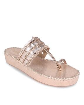 toe-ring flat sandals