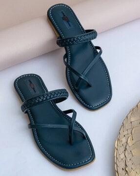 toe-ring flat sandals