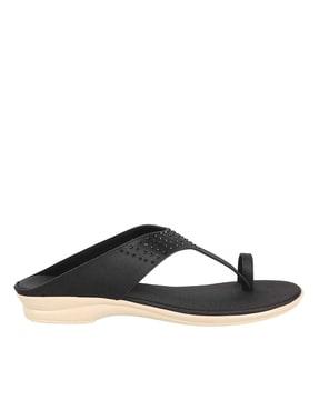 toe-ring flip-flops with synthetic upper