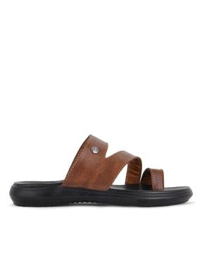 toe-ring flip-flops with synthetic upper