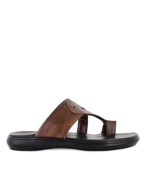 toe-ring multi-strap flip-flops