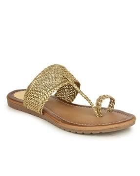 toe-ring sandals with embellished detail