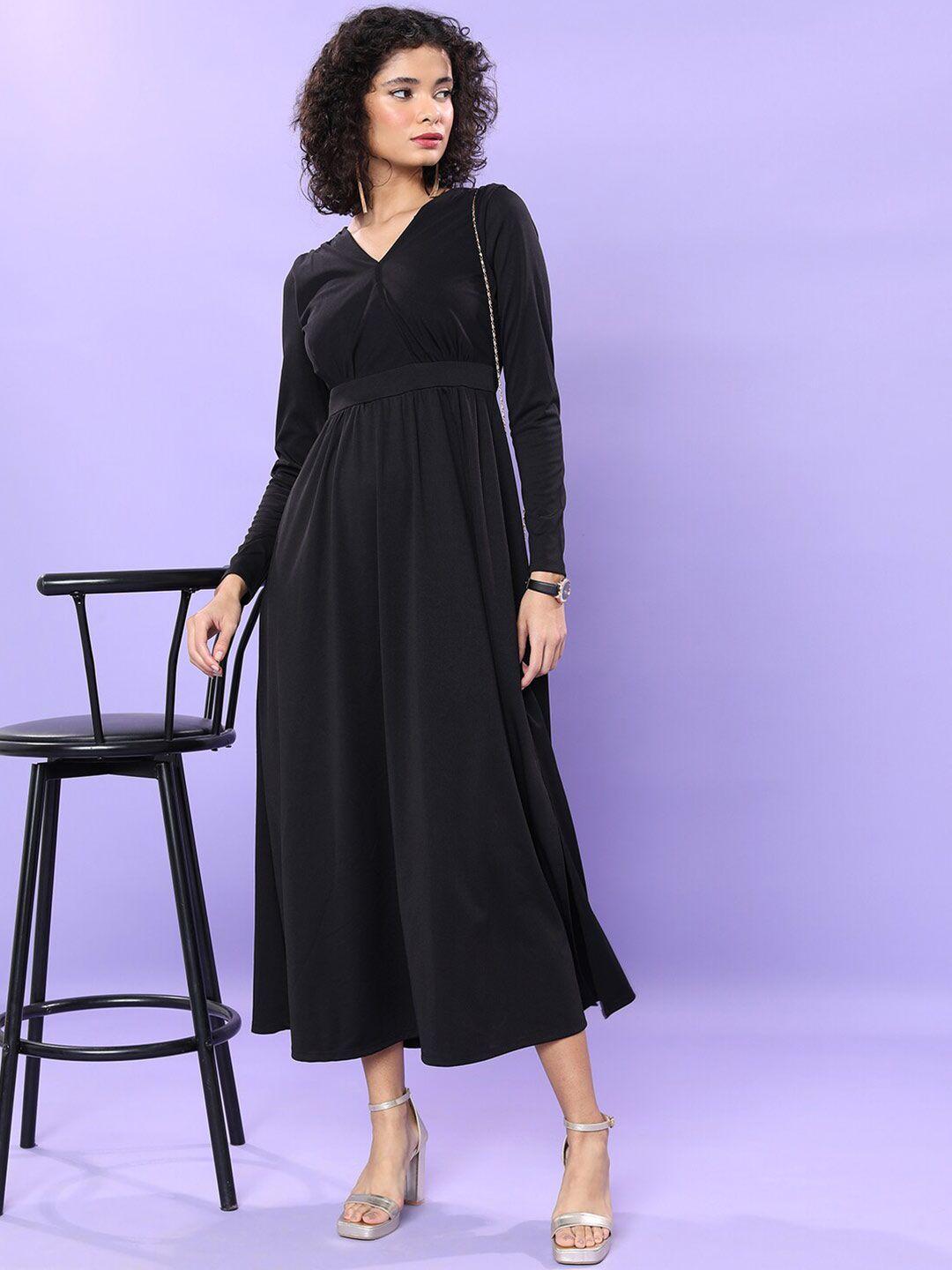 tokyo talkies black v-neck gathered detailed fit & flare midi dress