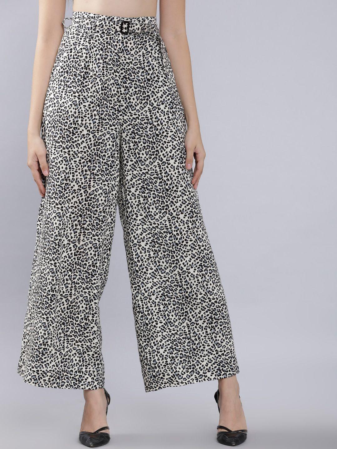 tokyo talkies women black & grey regular fit printed parallel trousers
