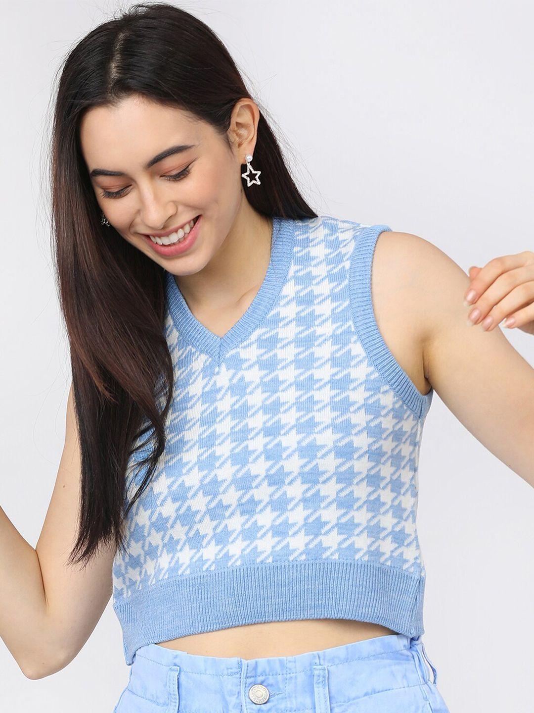 tokyo talkies women blue & white printed acrylic crop sweater vest