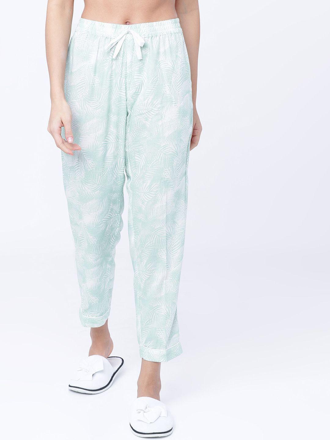 tokyo talkies women blue & white printed lounge pants