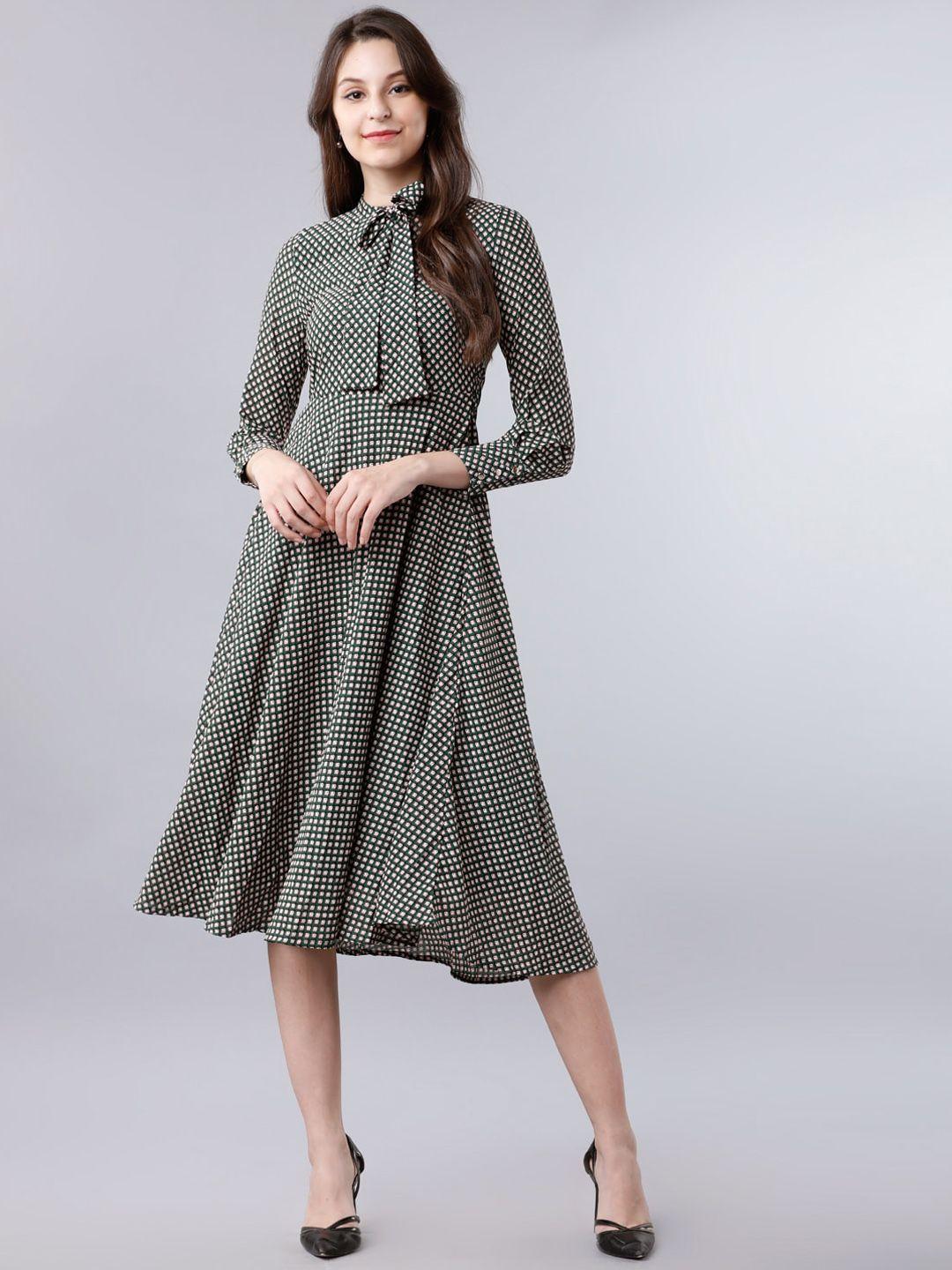 tokyo talkies women green & white printed fit and flare dress