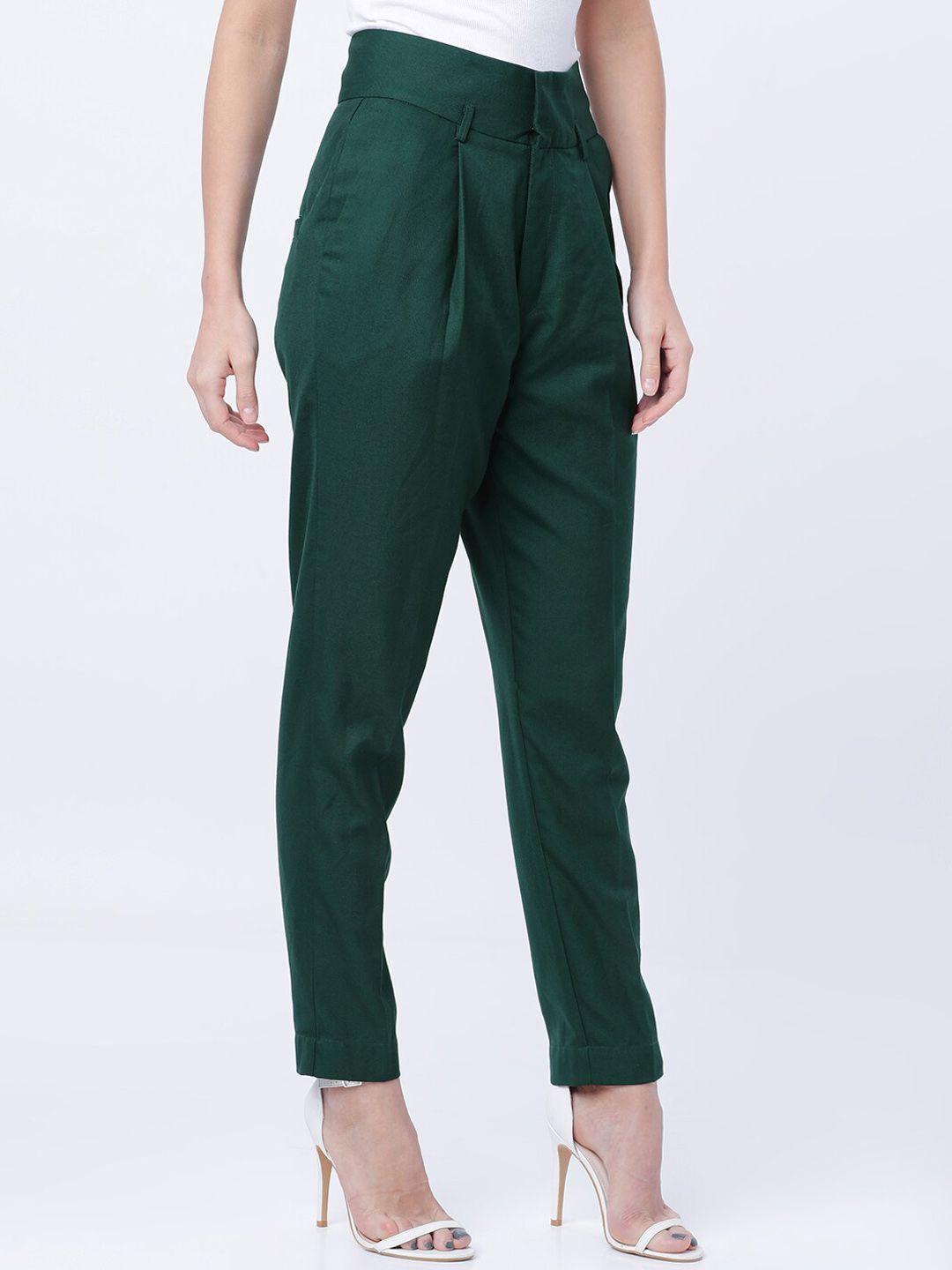 tokyo talkies women green regular fit solid peg trousers