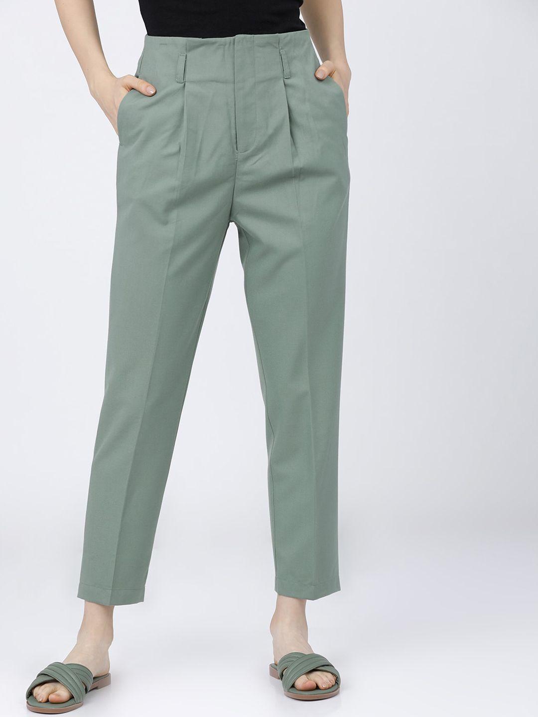 tokyo talkies women green tapered fit pleated trousers