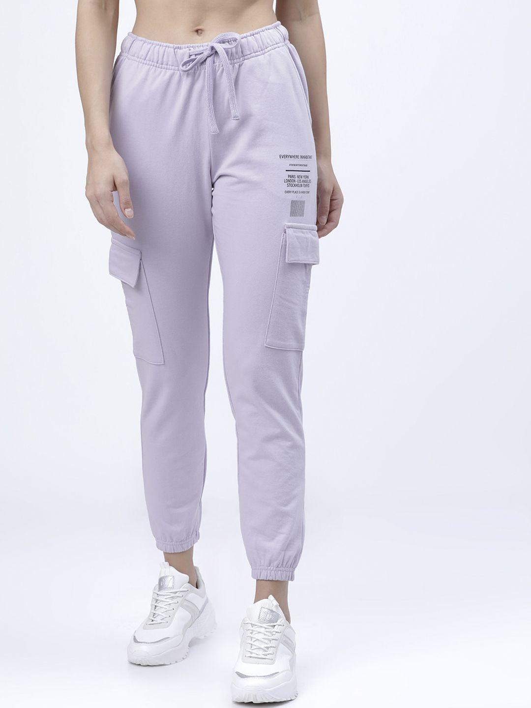 tokyo talkies women lavender solid slim-fit cropped cargo joggers