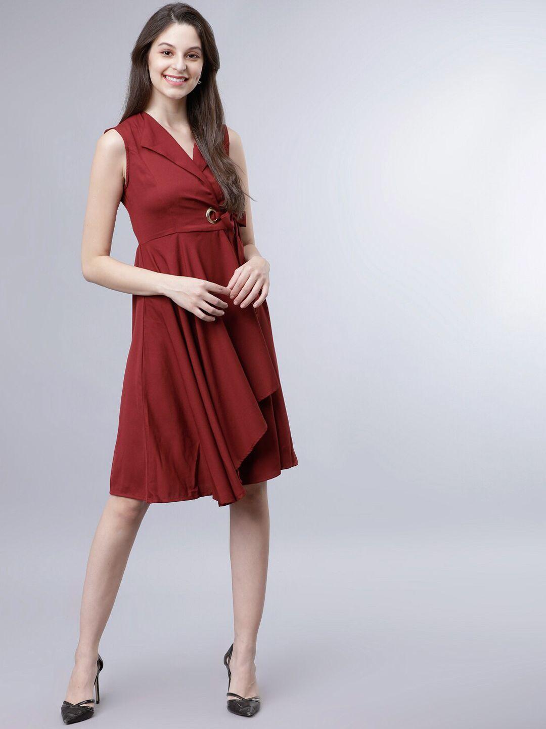 tokyo talkies women maroon solid fit and flare dress