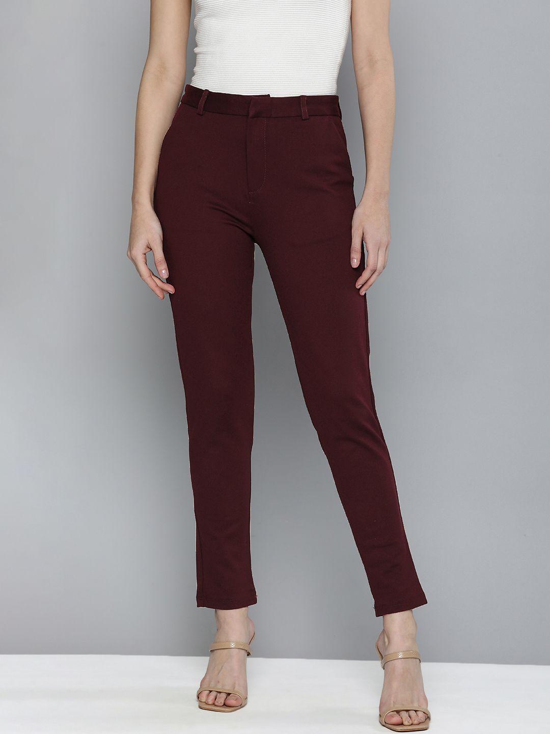 tokyo talkies women maroon solid slim fit trousers