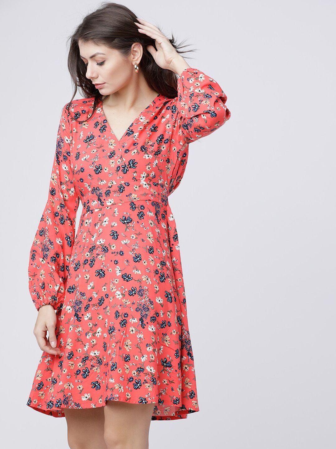 tokyo talkies women red & navy blue printed wrap dress