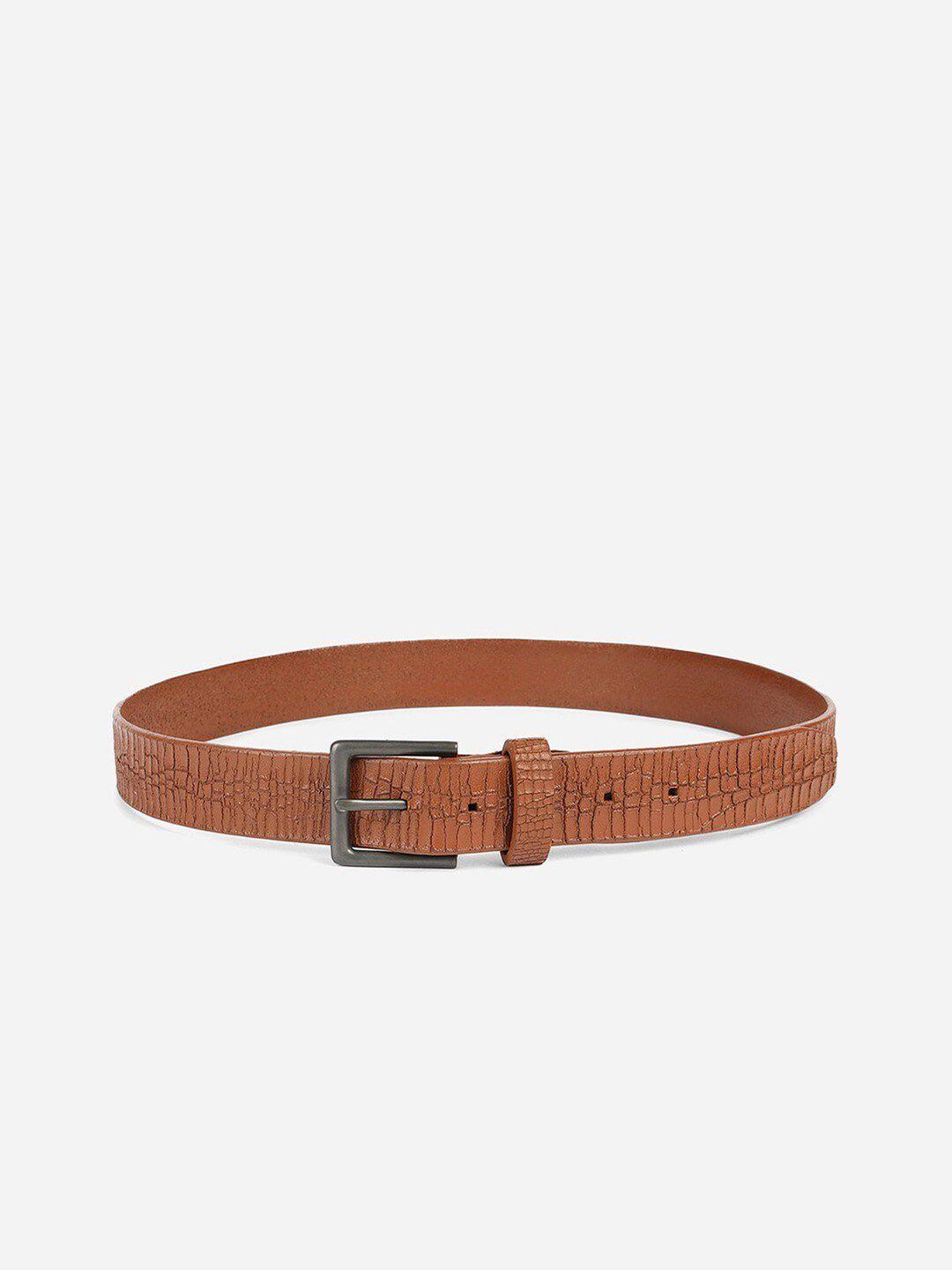 tom lang london men textured leather belt with tang closure