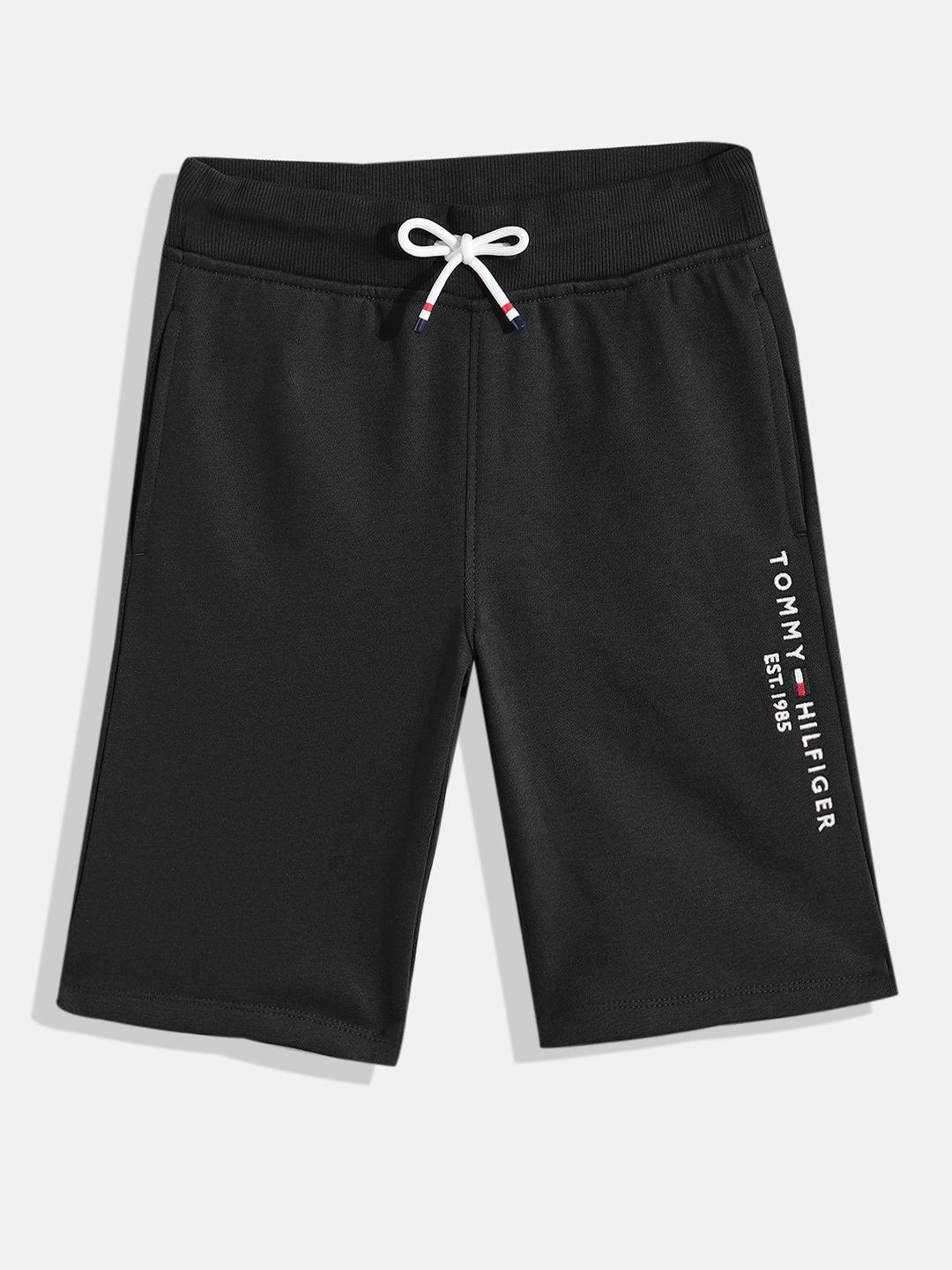 tommy hilfiger boys regular fit mid-rise sweat shorts with brand logo embroidered detail