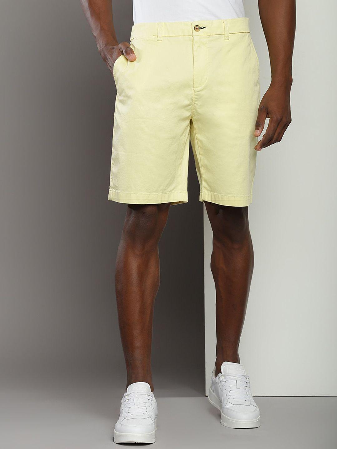 tommy hilfiger men mid-rise chino shorts