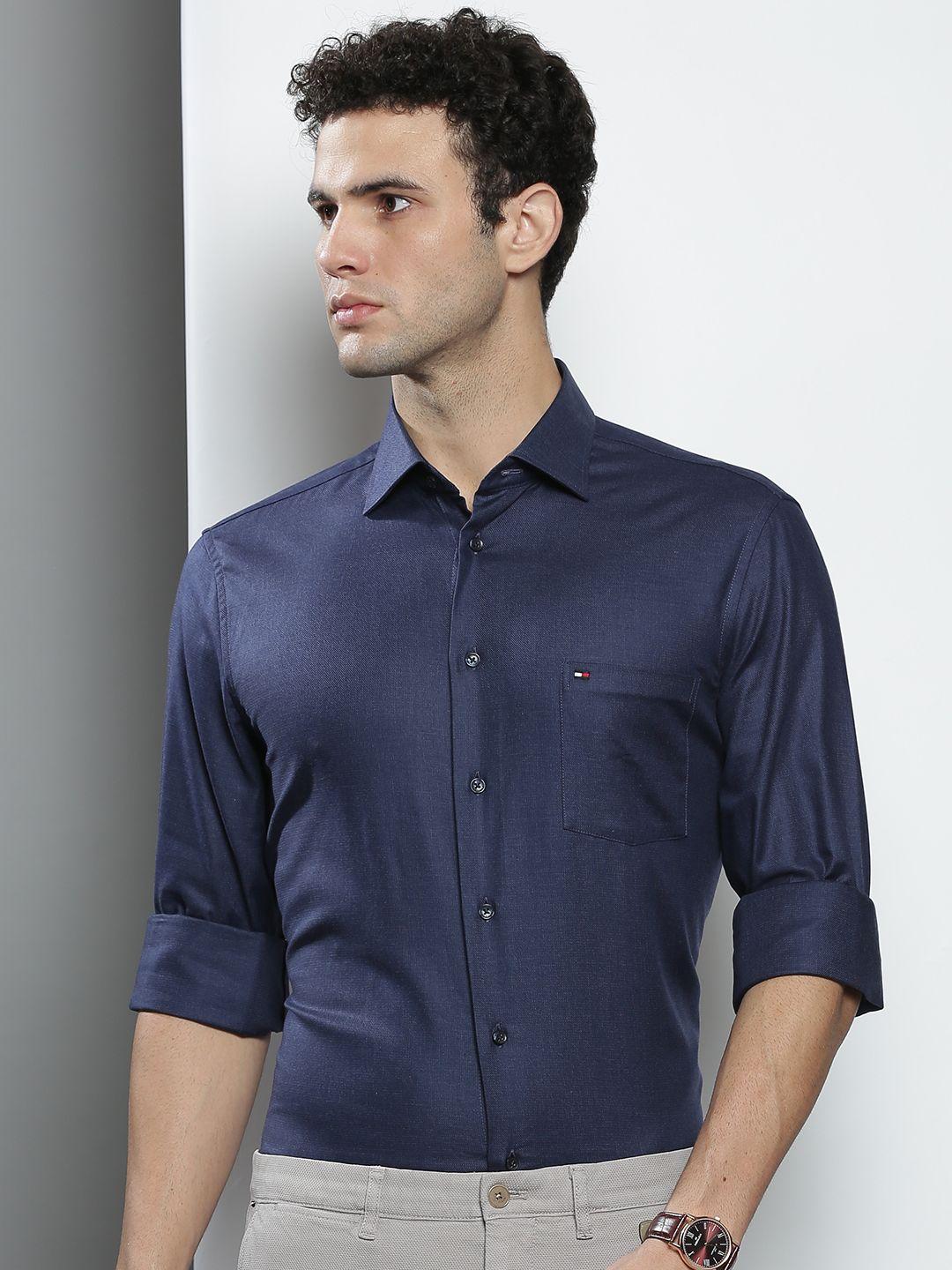 tommy hilfiger men navy blue solid cotton denim semiformal shirt
