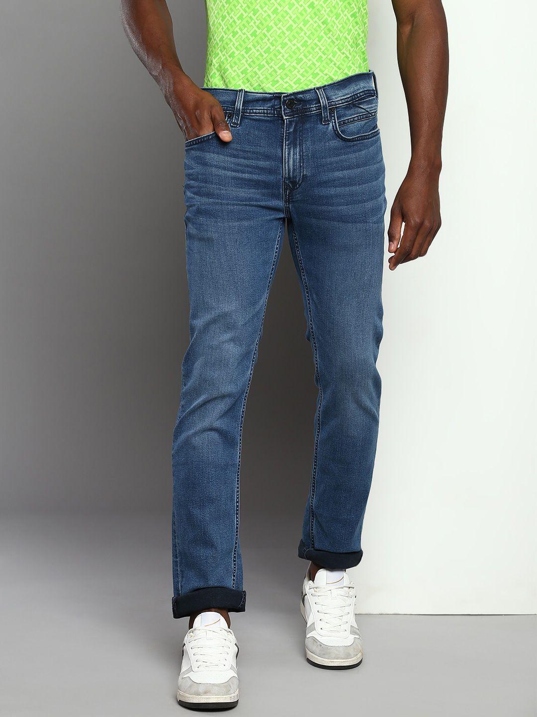 tommy hilfiger men slim fit mid-rise light fade jeans