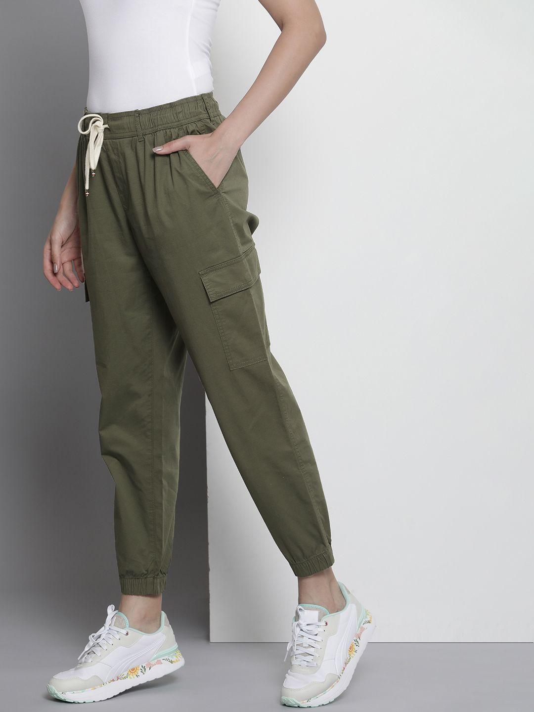 tommy hilfiger women cargo style joggers