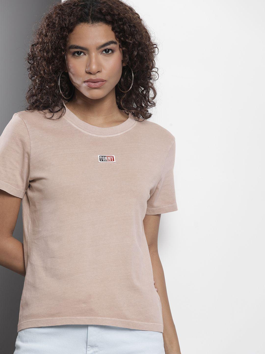 tommy hilfiger women solid organic cotton brand logo applique t-shirt