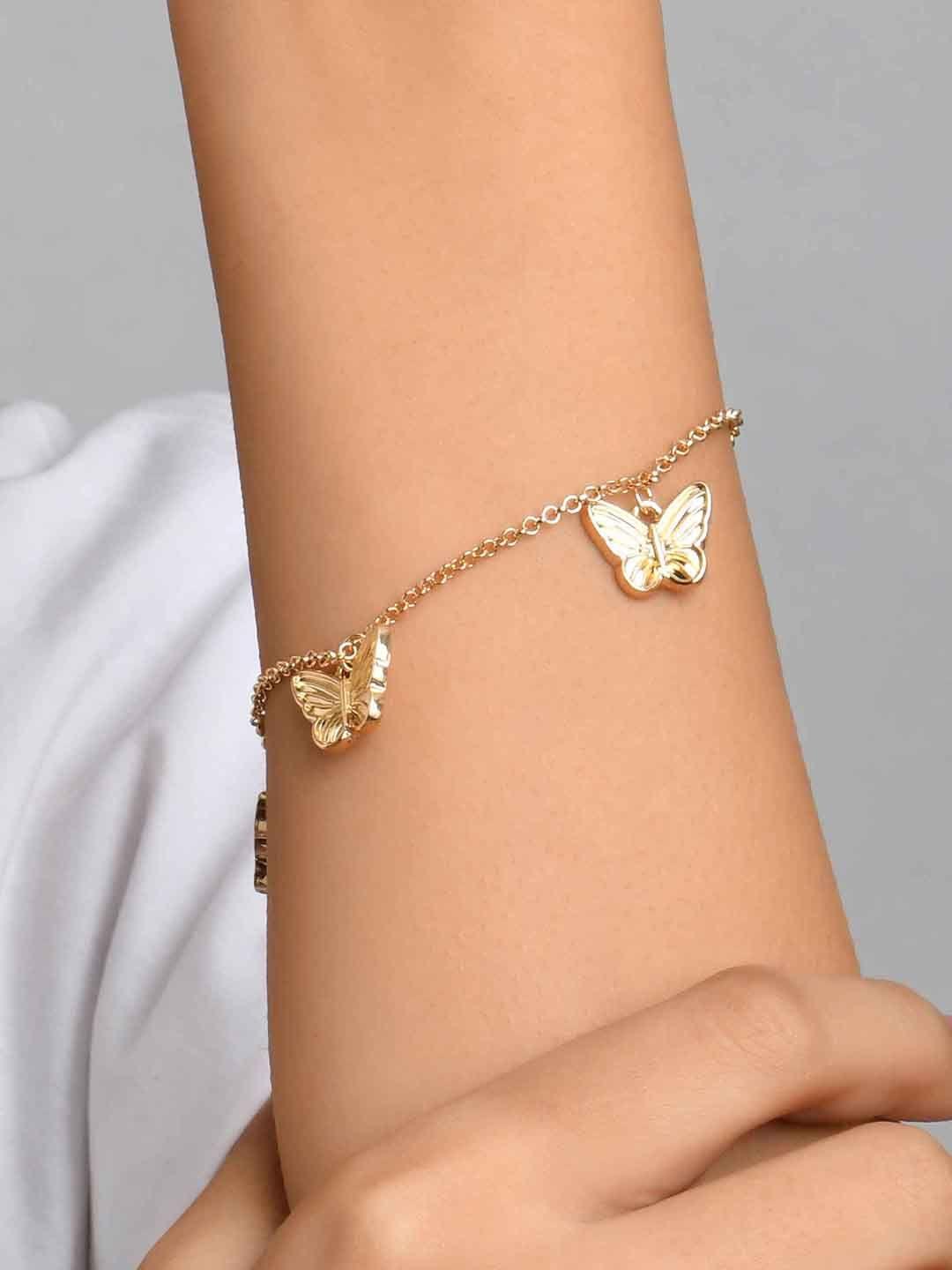 toniq women gold-plated charm bracelet