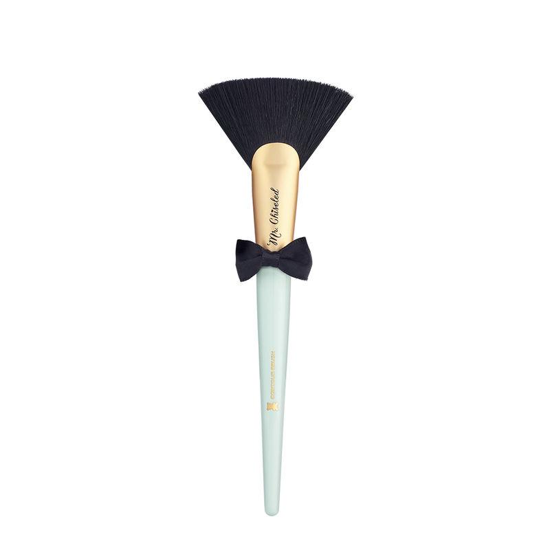 too faced mr. chiseled contour brush
