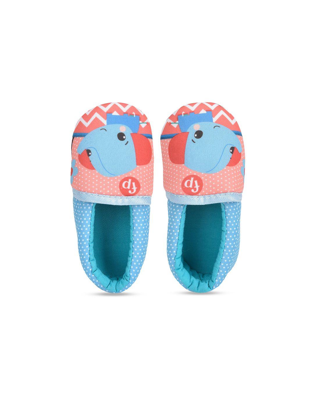 toothless kids peach coloured & blue printed booties