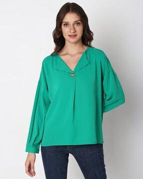 top with extended sleeves