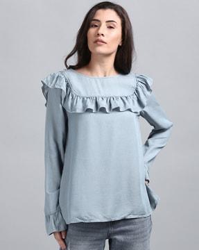 top with ruffles