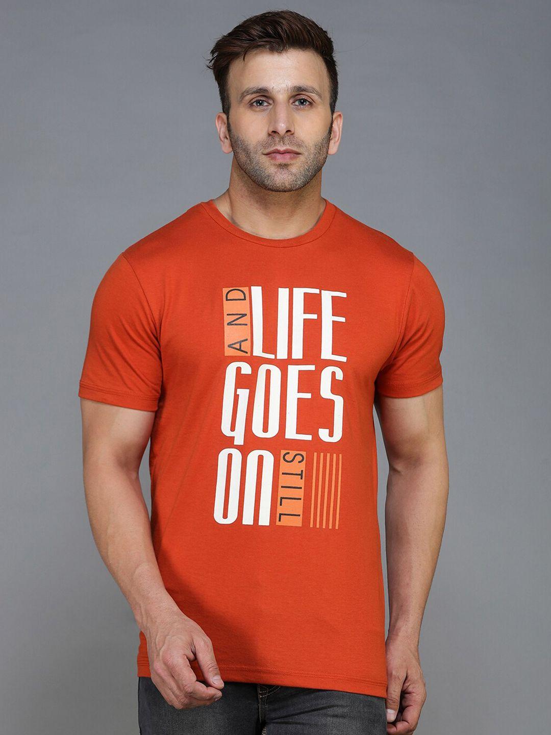 tqs men rust & international orange typography printed raw edge t-shirt