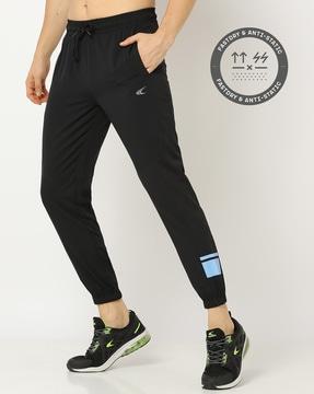 training joggers with contrast panels
