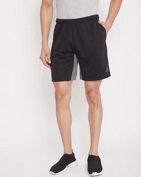 training shorts with contrast stripes