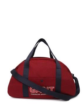 travel bag with shoulder strap