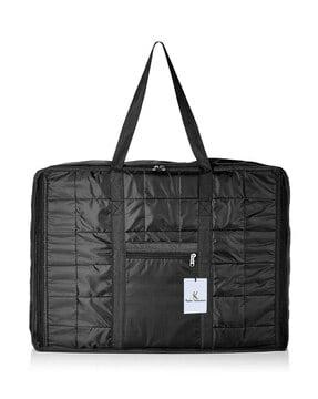 travel bag with zip closure