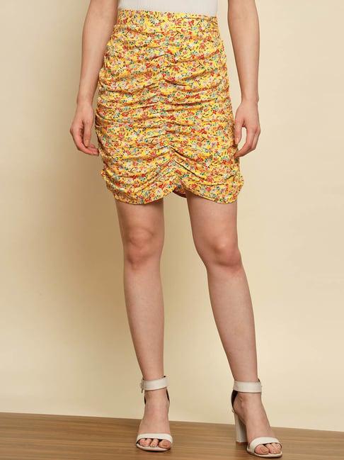 trend arrest yellow floral print mini skirt