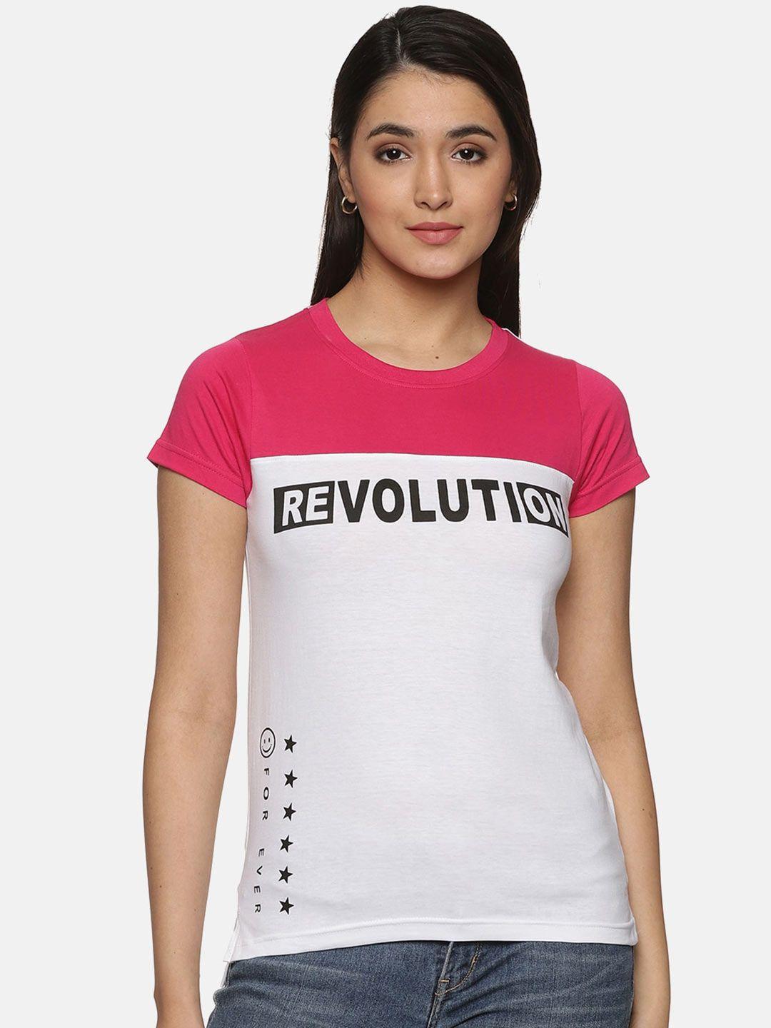 trends tower typography printed round neck t-shirt