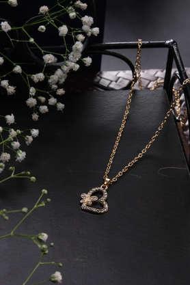 trendsetting gold color western necklace with delicate doublr heart hanging charm