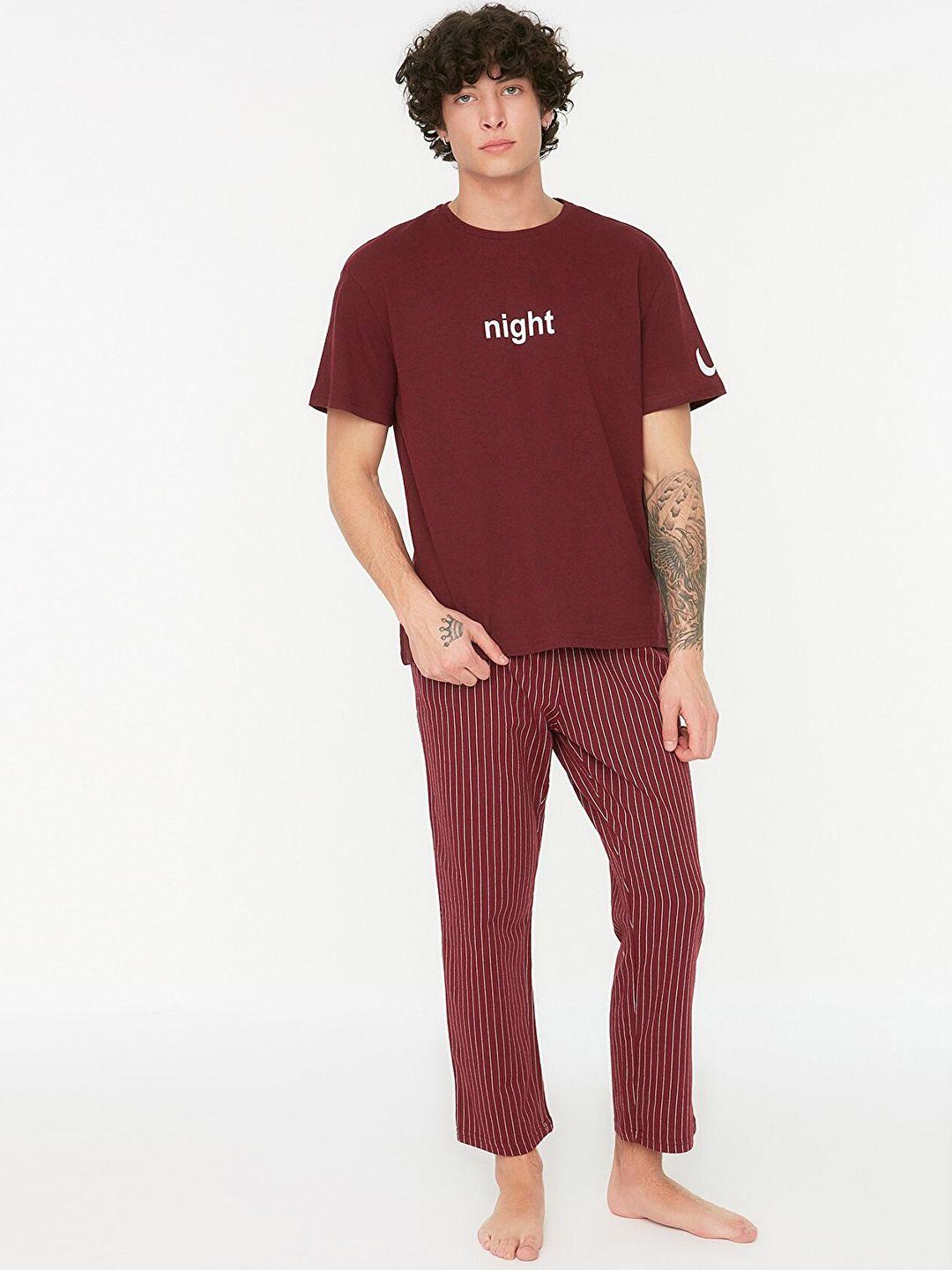 trendyol men burgundy & white pure cotton typography print pyjama set