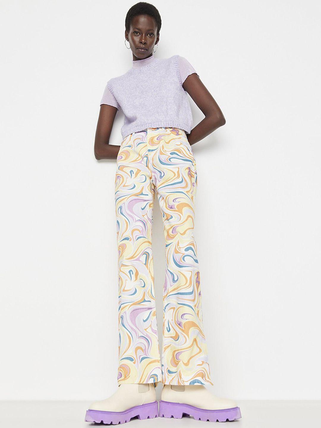 trendyol women yellow & blue printed pure cotton trousers