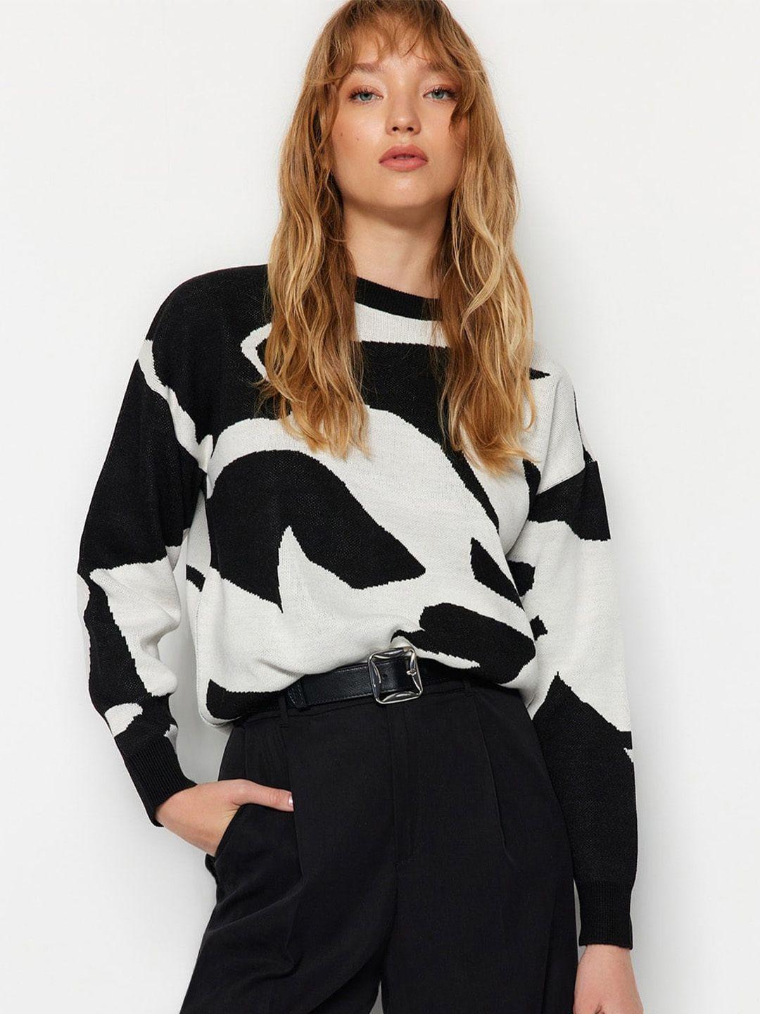 trendyol abstract printed round neck pullover