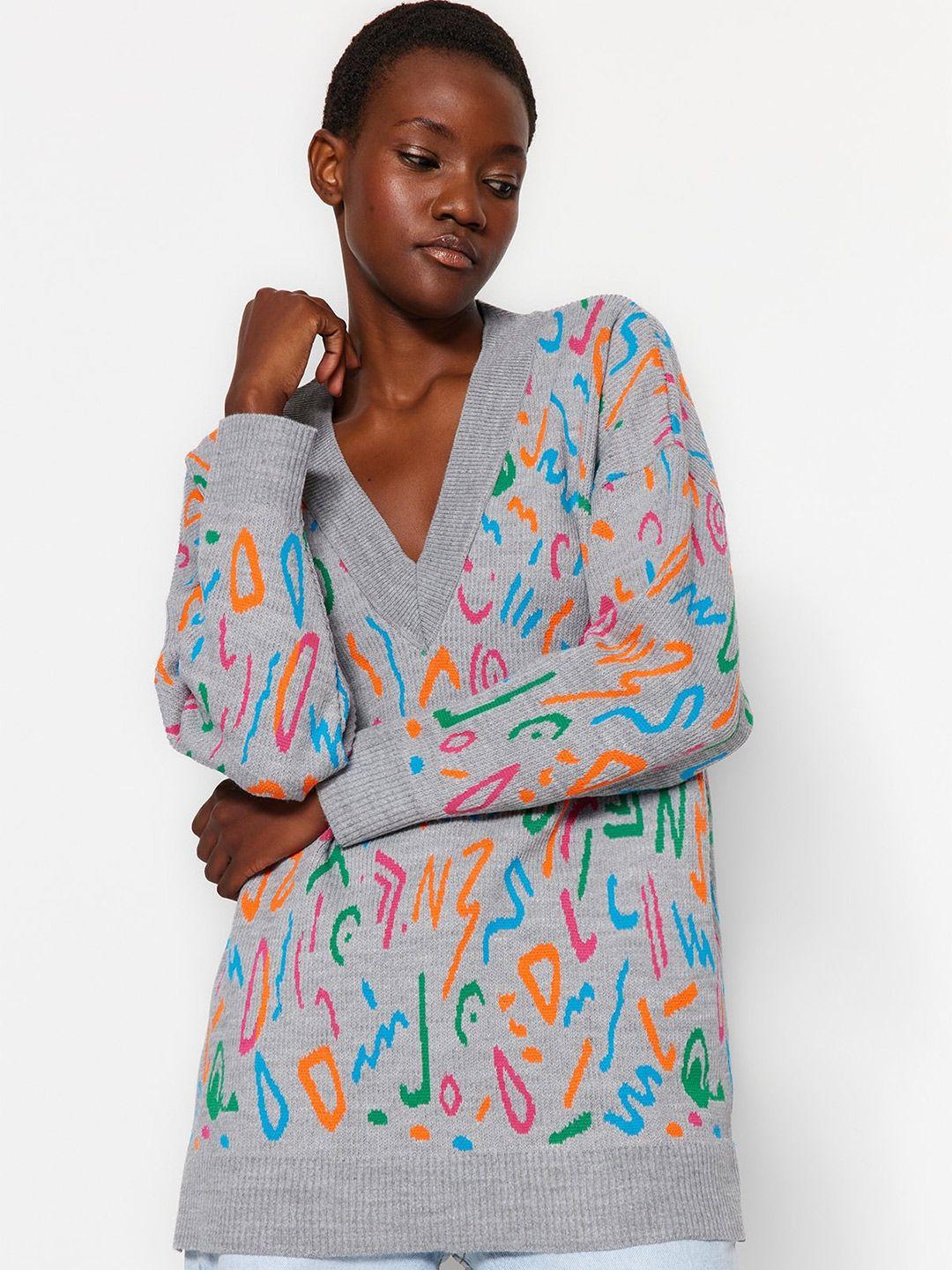 trendyol abstract printed v-neck long sleeves pullover